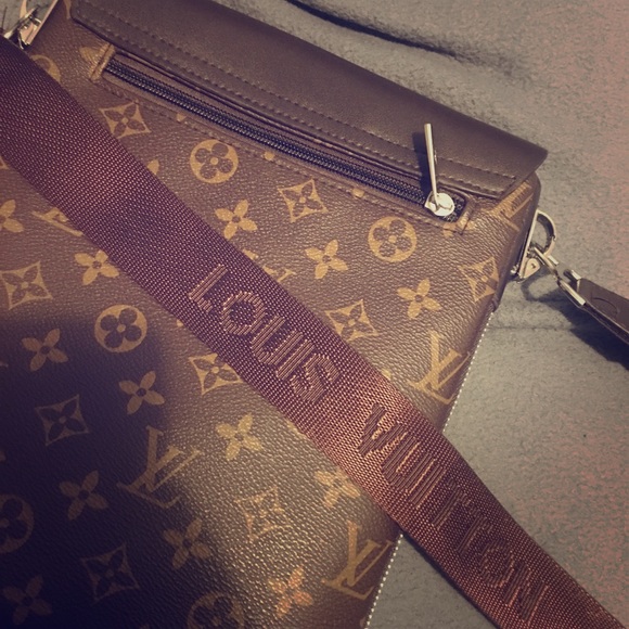 Louis Vuitton Other - Louis Vuitton fanny pack/ shoulder bag